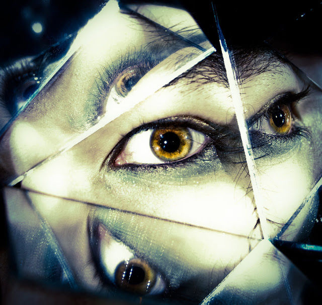 Who Am I ?!x Who Am I ?!x