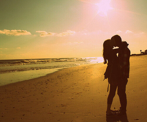 HOPELESS LOVE HOPELESS LOVE
