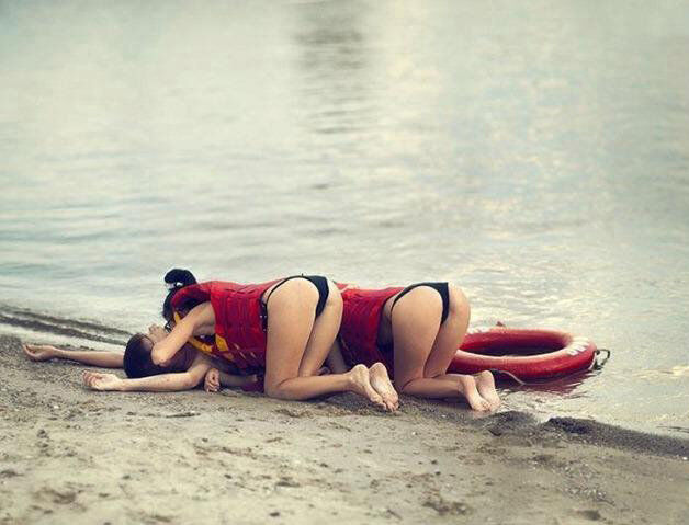 HELP..HELP!? : O X HELP..HELP!? : O X