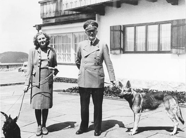 A romance fit for Adolf and Eva (bitter love poem!) A romance fit for Adolf and Eva (bitter love poem!)