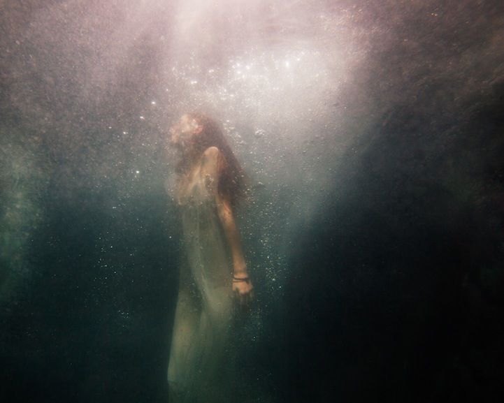 Drowning in the thoughts of you Drowning in the thoughts of you