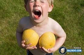 LOOK MUMMY .LIKE YOURS !?X