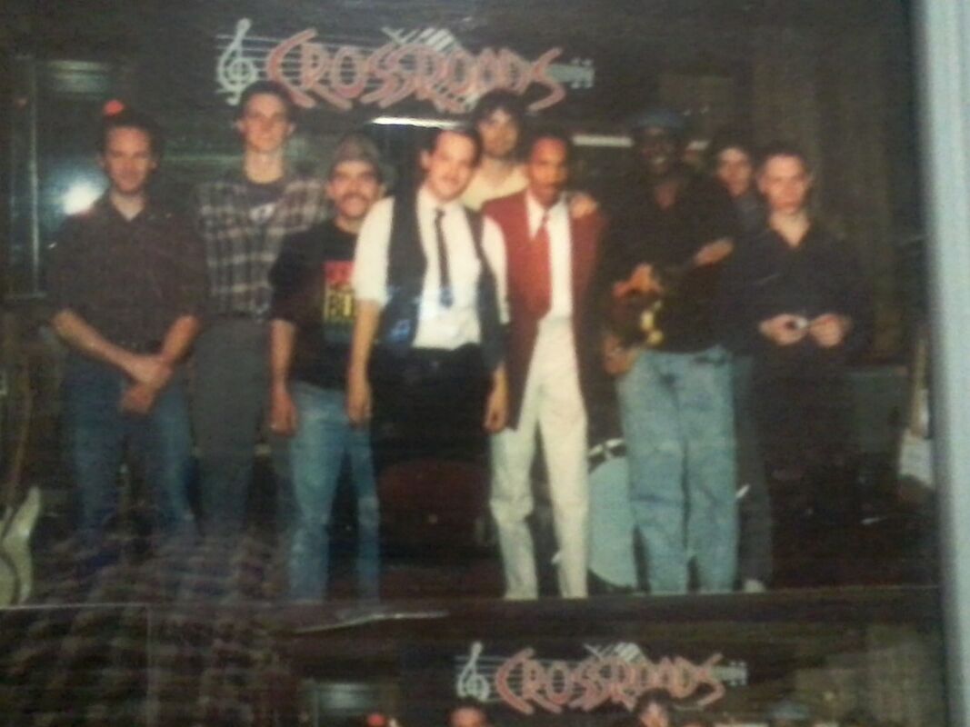 B.J And The Crownes 