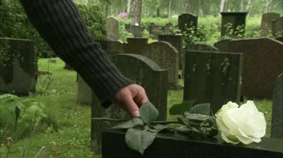 TO THE GRAVE TO THE GRAVE