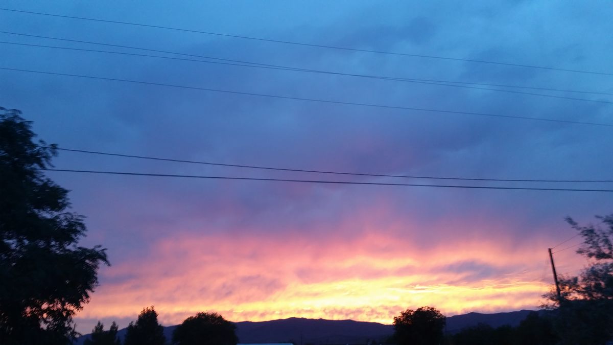 EARLY SKY