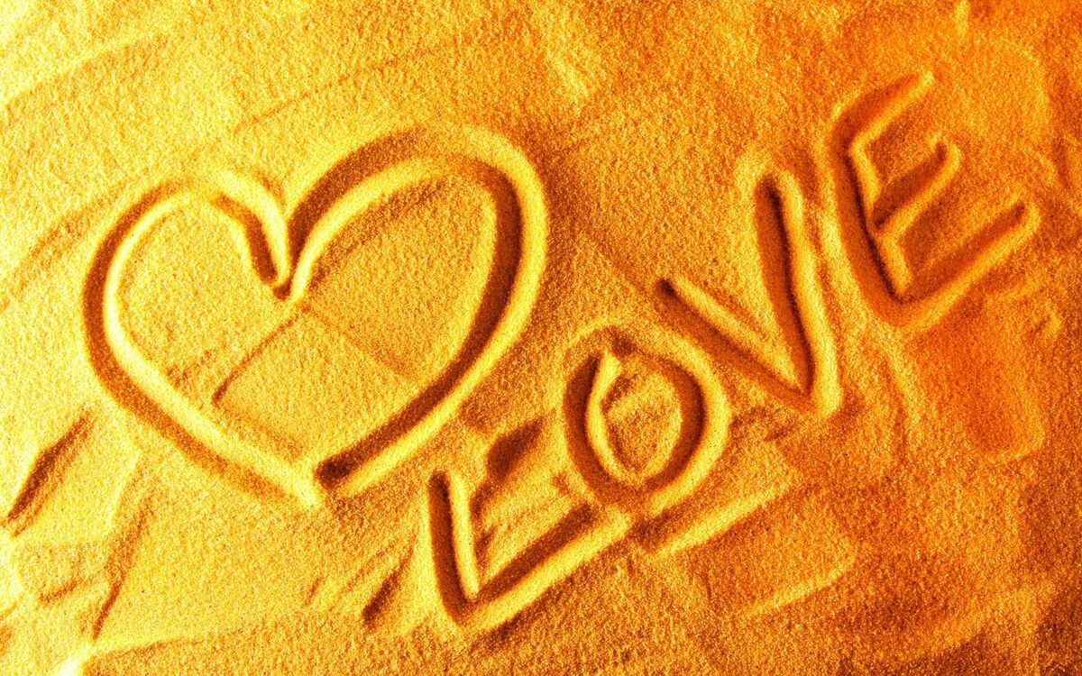 Love Never Dies Love Never Dies
