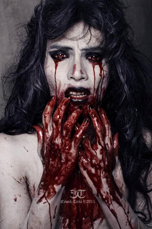 " BLOODY HALLOWEEN'S DREAD " ( by: Sparrowsong & Tony Taylor ) " BLOODY HALLOWEEN'S DREAD " ( by: Sparrowsong & Tony Taylor )