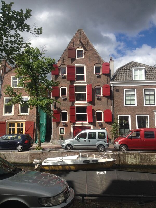 Wonky House (in Haarlem)