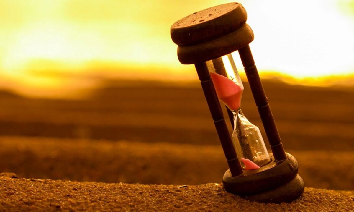 A Sand in Time