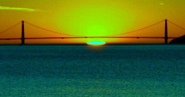 Monterey Sunset&#039;s Green Flash