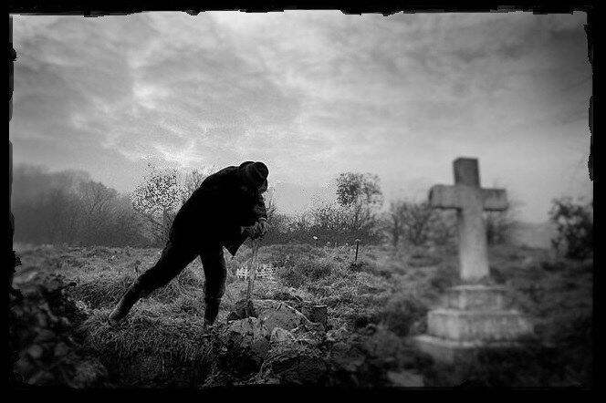Ye Old Grave Digger