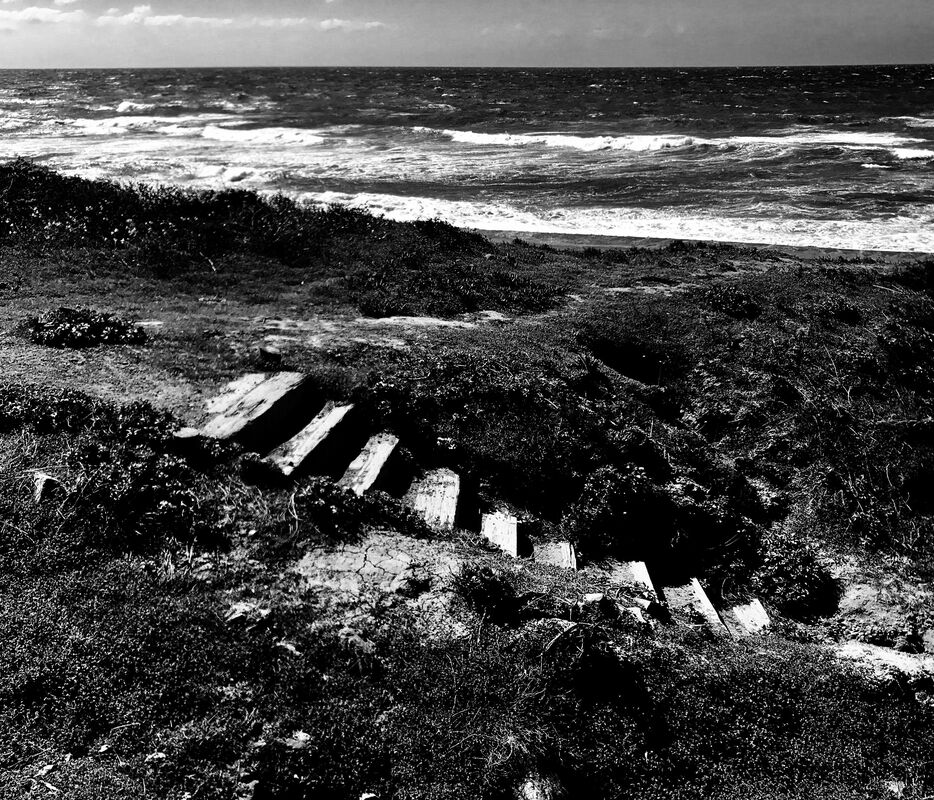 Stairs of rot 