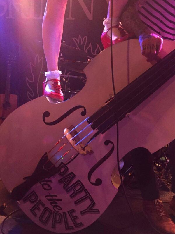 LORNA'S RED SHOES