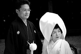 BLACK AND WHITE COUPLE