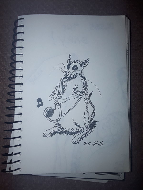 Saxophone mouse