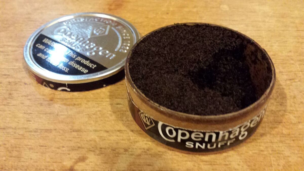 Cigarettes Vs. Smokeless Tobacco Cigarettes Vs. Smokeless Tobacco