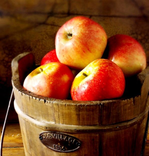 Apple of my eye
