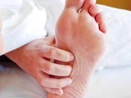 Hot and scratchy feet