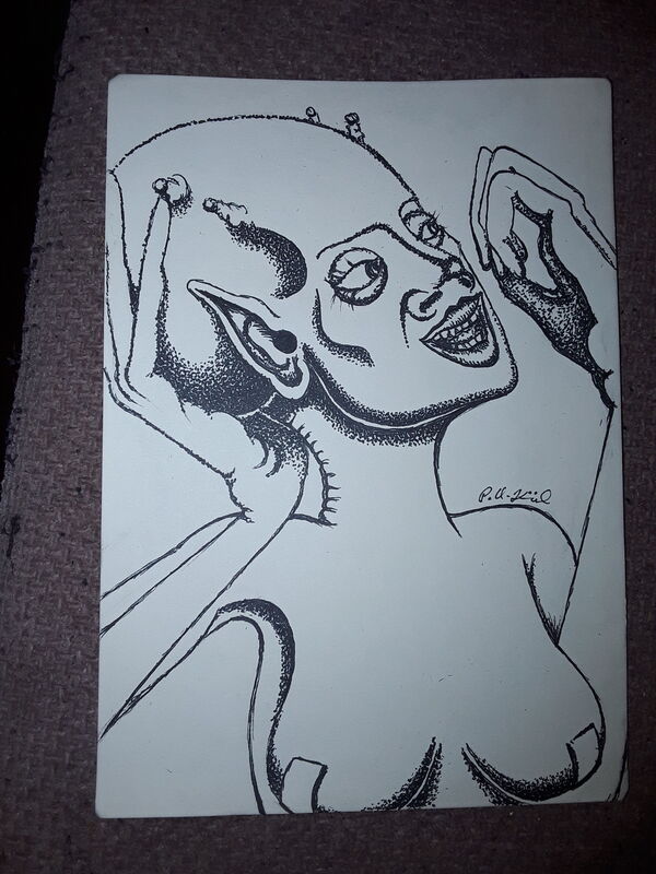 Daydreaming alien 