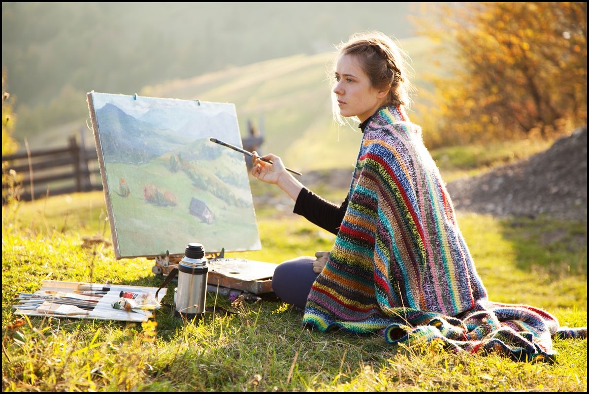 PAINTING IN THE SUN