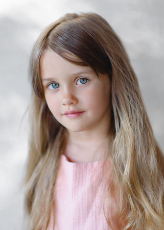 A lovely little girl đź’•
