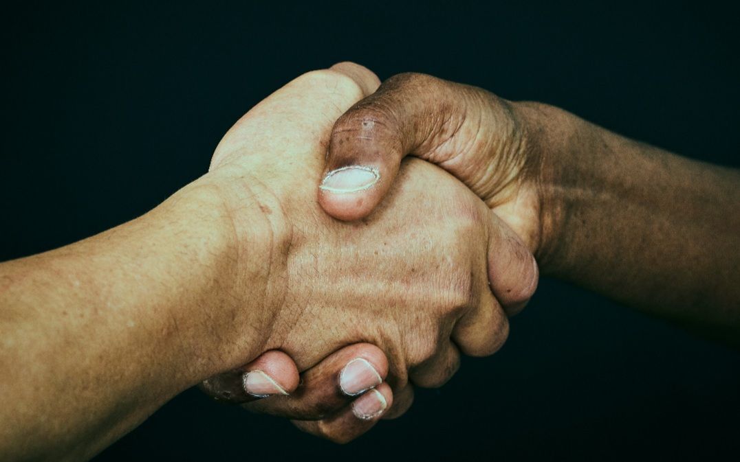 Hand Shake