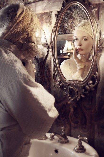 Mirror, mirror on my wall 💙
