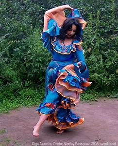 THE GYPSY DANCER 