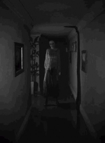 I wanna be a ghost👻