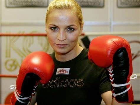 FIGHTER