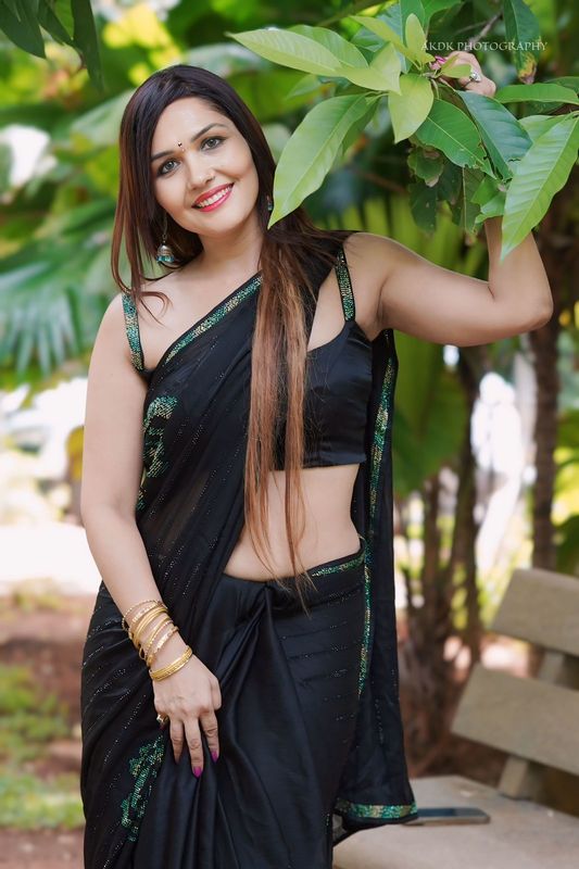 BONDS OF LOVE : Williamsji Maveli
