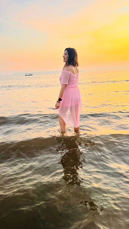 THE SUN, THE SKY AND THE SEA