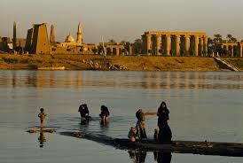 Adrift in daydreams upon the banks of the Nile Adrift in daydreams upon the banks of the Nile