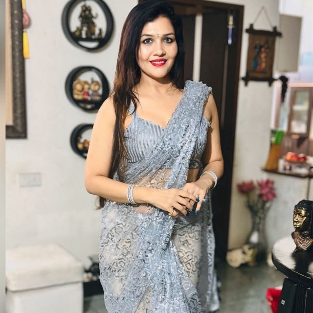 MELT ME IN YOUR LOVE