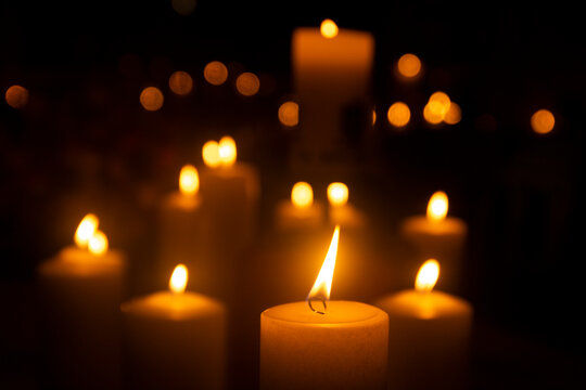 Whispers of the Heart: Hende I mit blik