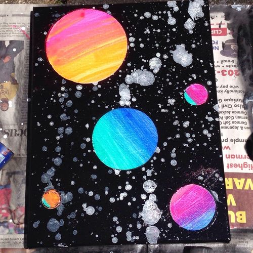 Spray paint space