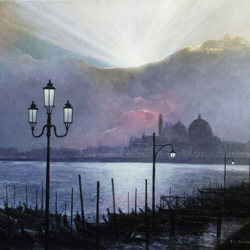 VENICE AS THE SUN GOES DOWN