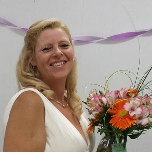 Sandra Jones
