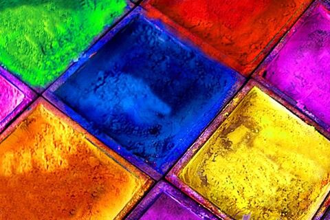    HUES OF LIFE