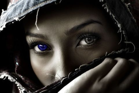 BEAUTIFUL GIRL