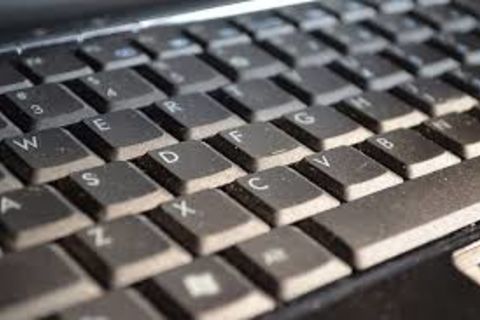 The dusty keyboard