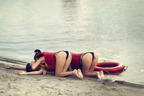 HELP..HELP!? : O X
