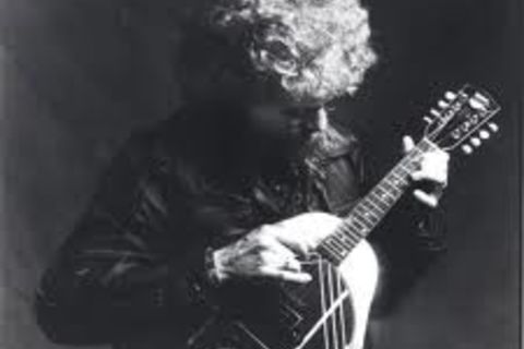 The Mandolin Keeps Playing