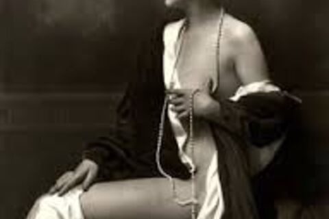THE MISTRESS (Spenserian Sonnet)