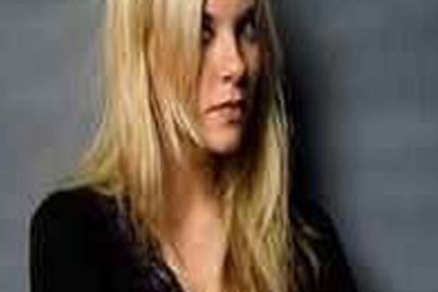 NOVEMBER RAINS: DAY 13, WILLIAMSJI MAVELI CO-WRITES WITH VALERIE LYNN, &quot; DARKNESS IN LIFE...&quot;