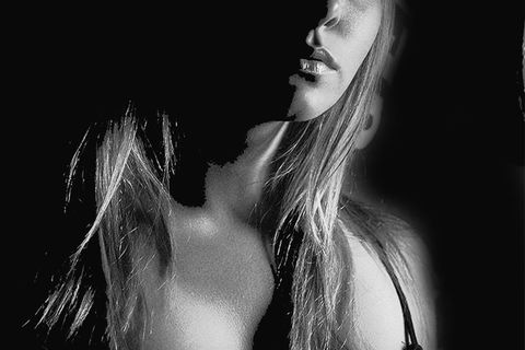 TWILIGHT MOODS:  WILLIAMSJI MAVELI  - VALERIE LYNN - INSPIRATIONAL SHORT POEM, BEFORE I VANISH...