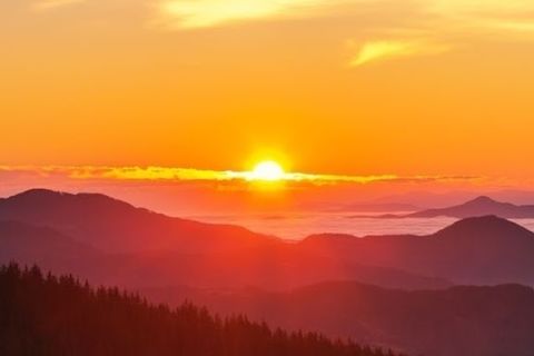 Nature&#039;s Glory (hand in hand)