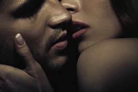 HOW SWEET YOUR LIPS!