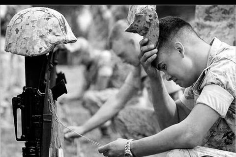 TO DIE A SOLDERS DEATH