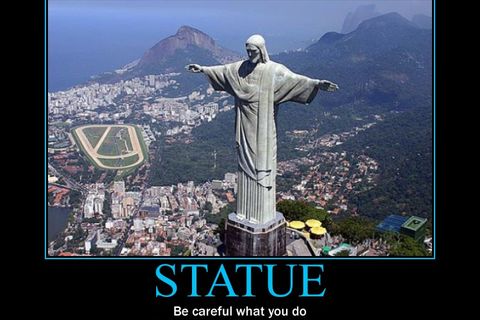 statue